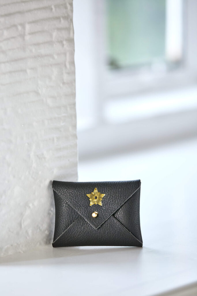 Parnasuss Envelope Purse Duddon Black