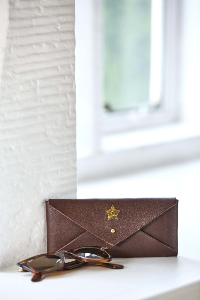 Parnassus Envelope Glasses Case Ullswater Brown